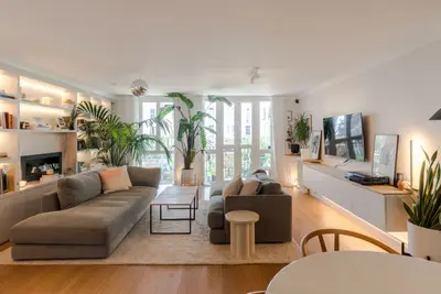Powis Square, Notting Hill, London, W11 2BN