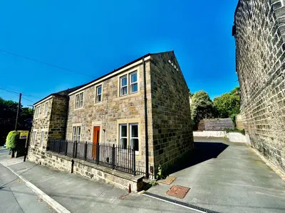 Stoney Rise, Horsforth, LS18