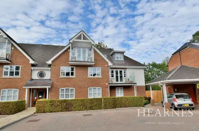 The Gables, BH22