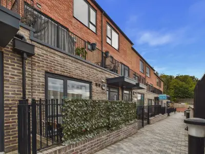 Millfold Rise, Rotherham, S60