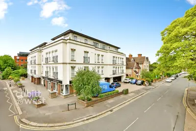 London Road, Reigate, RH2