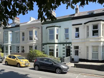 Lipson Road, Lipson, PL4