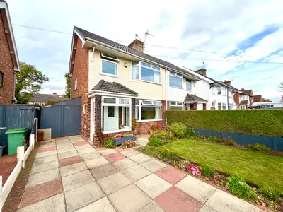 Fishers Lane, Pensby, CH61