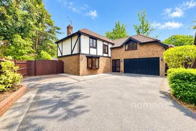 Georgeham Road, Owlsmoor, GU47