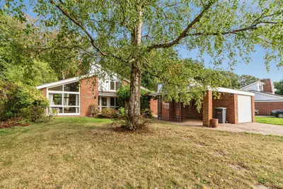 Conifer Close, Baughurst, RG26