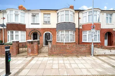 Lovett Road, Portsmouth, PO3