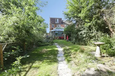Honeycrock Lane, Redhill, RH1