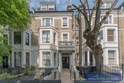 Sutherland Avenue, Maida Vale W9 2QR