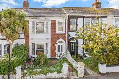 Leed Street, Sandown, PO36