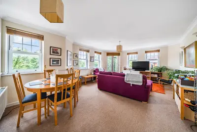 Bromley Road, Catford, London, SE6