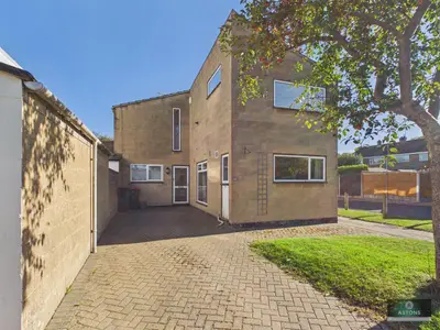 Linden Close, Furnace Green