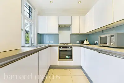 Crabtree Lane, SW6