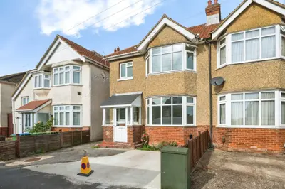 Gurney Road, Southampton, SO15