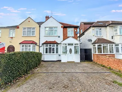 Hogarth Gardens, Hounslow, TW5