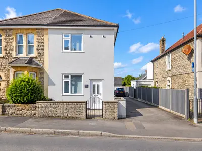 Tower Road North, Bristol, BS30