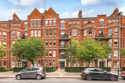 Albany Mansions, Albert Bridge Road, Battersea, London, SW11