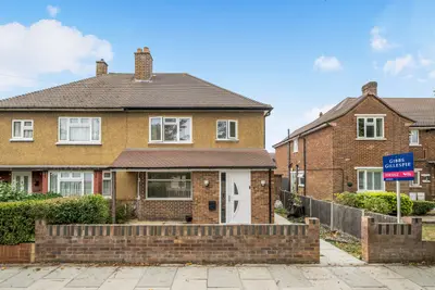 Bromley Crescent, Ruislip, HA4