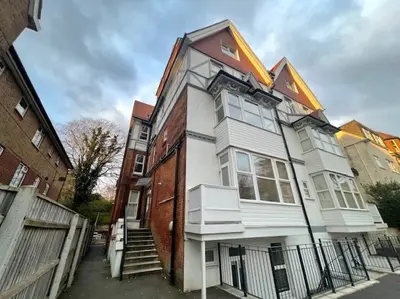 Fernwood Court, BH1