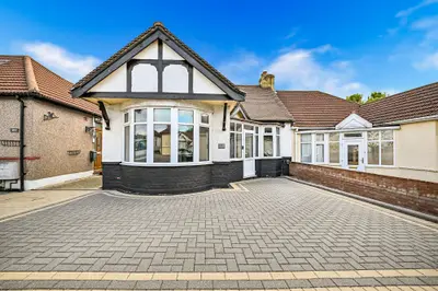 Prospect Road, Woodford Green, IG8