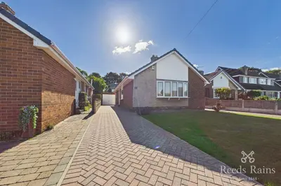 Katrina Grove, Featherstone, West Yorkshire, WF7