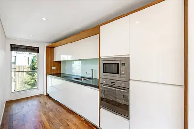 Blueprint Apartments, 16 Balham Grove, London, SW12
