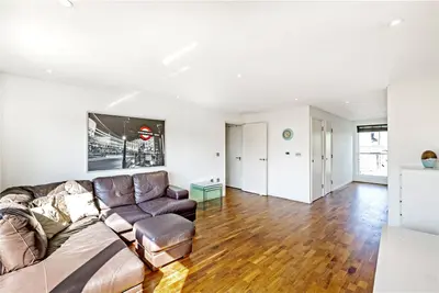 Balham Grove, London, SW12