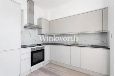 Aldermans Hill, London, N13