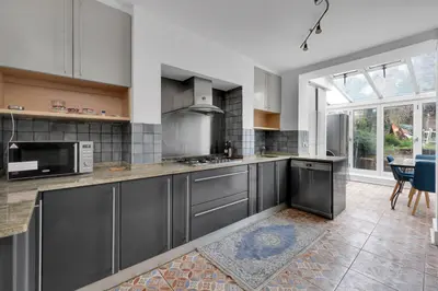 Eburne Road, Islington, N7