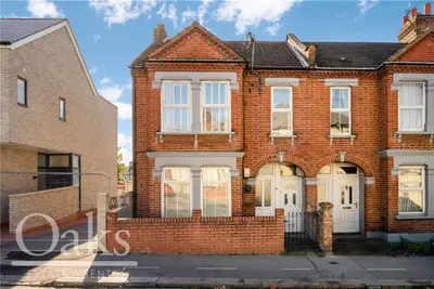 Hythe Road, Thornton Heath, CR7