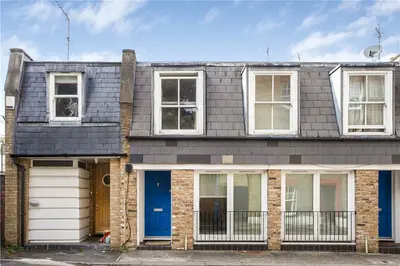 Thames Place, Putney, SW15