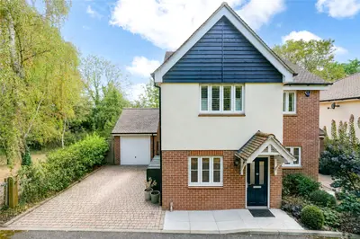 Heron Close, Wheathampstead, AL4
