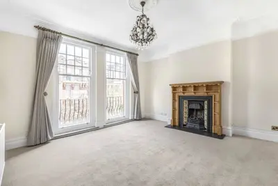 Riverview Gardens, London, SW13