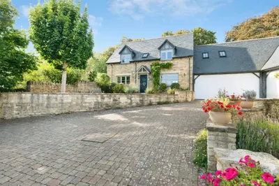Brook Farm, Hinton-In-The-Hedges, NN13