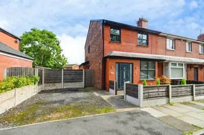 Withins Lane, Radcliffe, Greater Manchester, M26