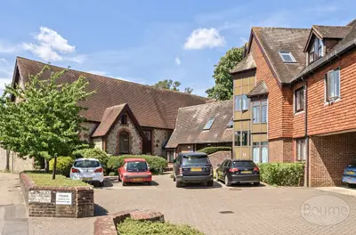 Hylton Road, Petersfield, GU32