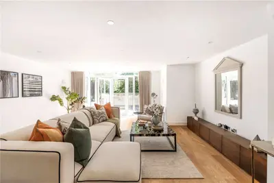 Broadwalk House, Hyde Park Gate, London, SW7 5EB