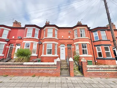 Bedford Road, Rock Ferry, CH42