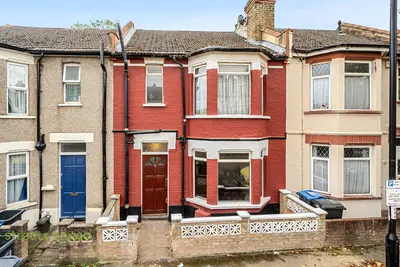 Sunnycroft Road, London, SE25