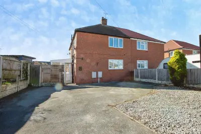 Kingsley Crescent, Stonebroom, DE55