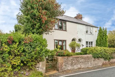 Stryt-Cae-Rhedyn, Leeswood, CH7