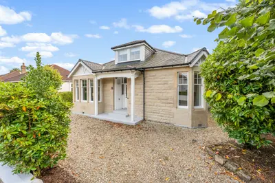 8 Mulberry Road, Newlands, G43 2TR