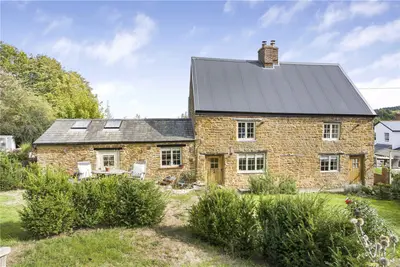 Stoneway, Badby, NN11