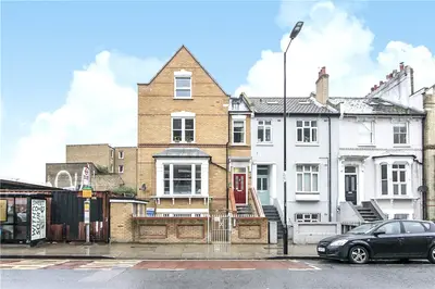 St. Mark's Rise, London, E8