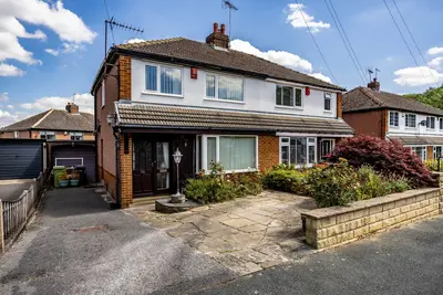 Oaklands Drive, Huddersfield