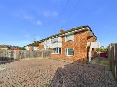 Amblecote Road, Tilehurst, RG30