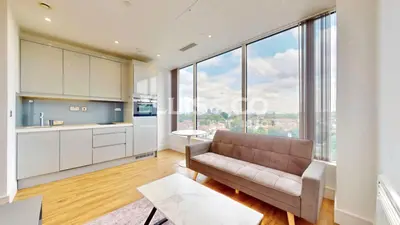 West Gate, London, W5