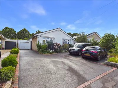 Fenshurst Gardens, Long Ashton, BS41