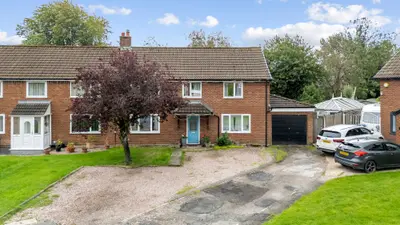 Wirral Close, Culcheth, Warrington, Warrington, WA3 4BL