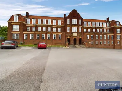 Hall Park Road, South Wing, YO14