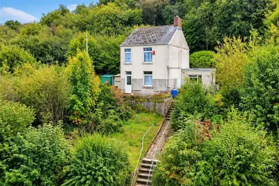 Waunarlwydd SWANSEA, SA5